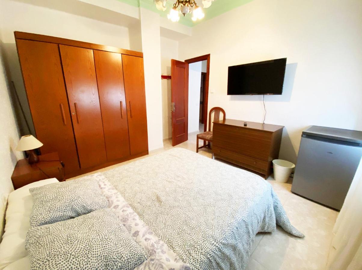 La Malvarrosa Beach Rooms In Shared Apartment Valencia Exteriör bild